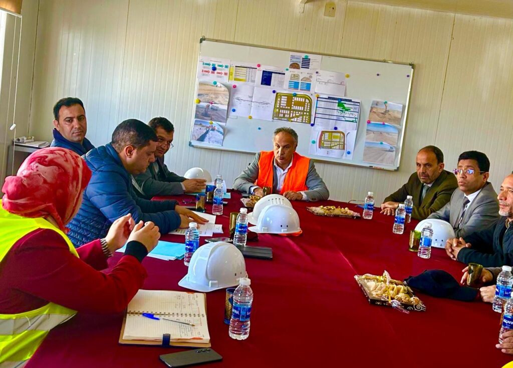 كودار رئيس جهة مراكش آسفي يقوم بزيارة ميدانية لورش إنجاز مشروع القطب الصناعي لتامنصورت