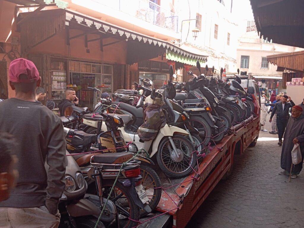 امن مراكش يشن حملة مشددة ضد الدراجات النارية وحجز ازيد من 40 دراجة مخالفة للقانون