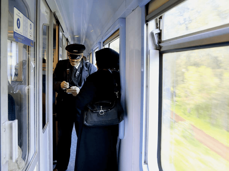 قطارات المغرب تسجل 52.8 مليون مسافر خلال 2023 بنمو 15%