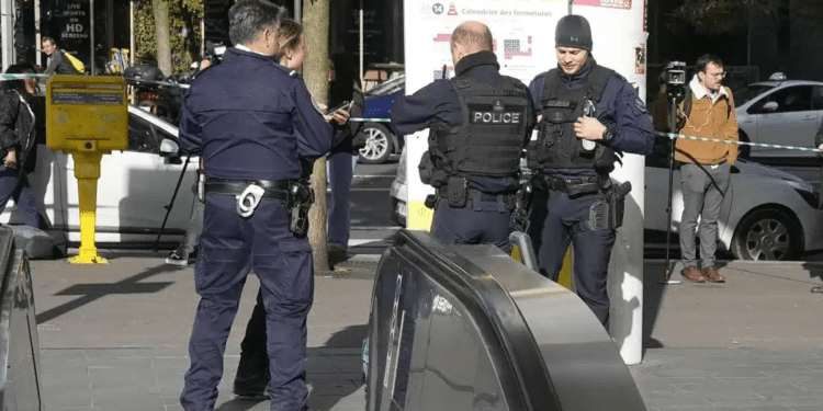 فرنسا ترفع مستوى التأهب الأمني لدرجة قصوى بعد هجوم “كروكوس” الإرهابي
