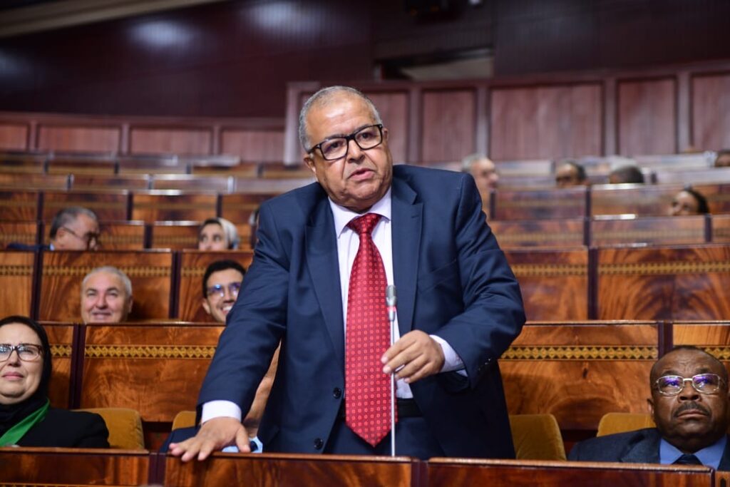 البرلماني عبد الرحيم واعمرو: إقرار الحكومة اليوم زيادة 1000 درهم لكل موظفي المؤسسات العمومية إنجاز حكومي غير مسبوق وخطوة مهمة نحو إرساء الدولة الاجتماعية