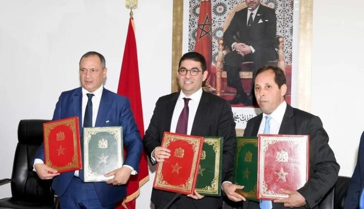 الوزير بنسعيد يوقع اتفاقية شراكة مع وزير الصناعة والتجارة لتعزيز حماية التراث الثقافي المغربي