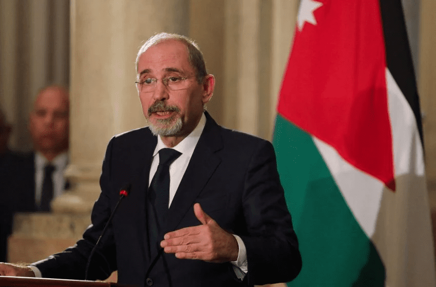 نائب رئيس مجلس الوزراء وزير الخارجية الاردني ينوه بالعلاقات القوية التي تجمع المملكتين المغربية والاردنية