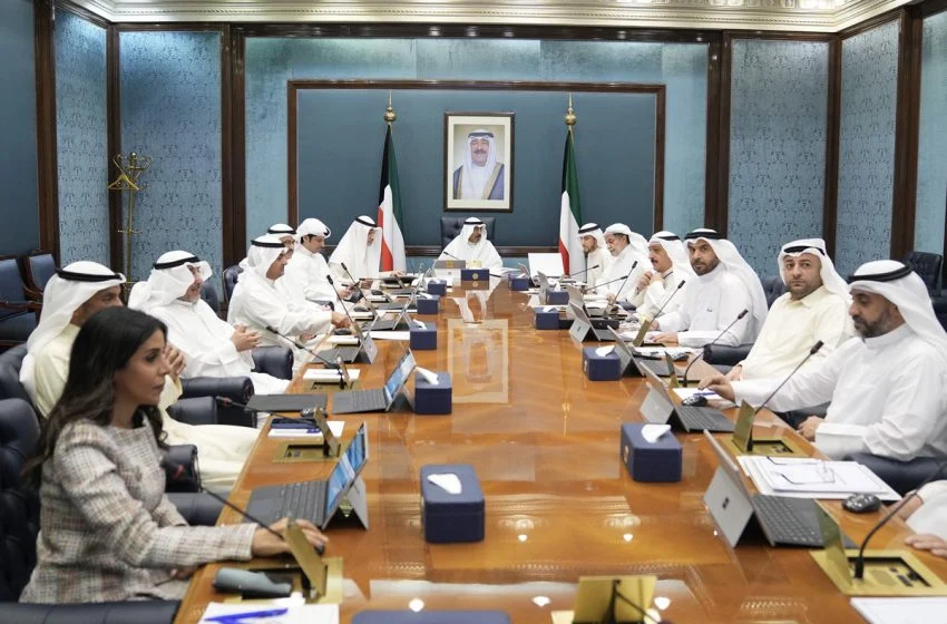 رئيس الوزراء الكويتي يقدم استقالة حكومته