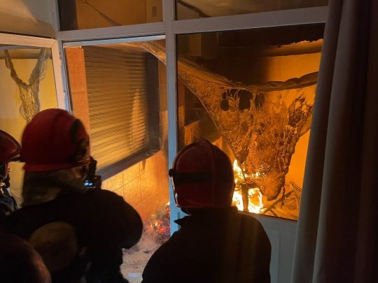 اندلاع حريق مهول باقامة سكنية يستنفر سلطات مراكش