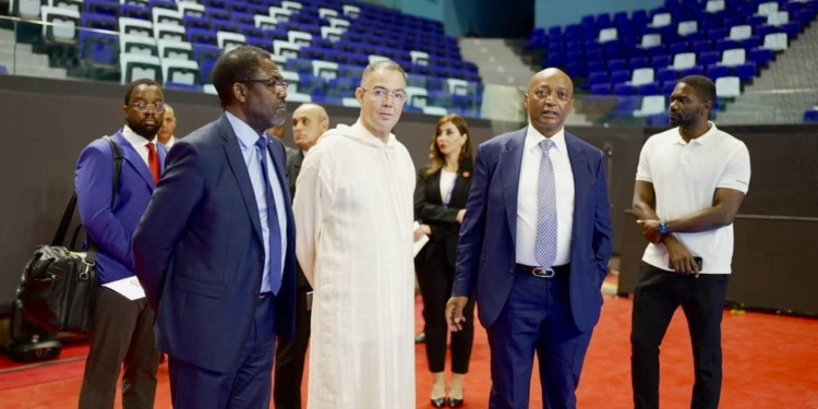 موتسيبي رئيس الكاف: بفضل إنجازاته المغرب يجعل إفريقيا فخورة دائما
