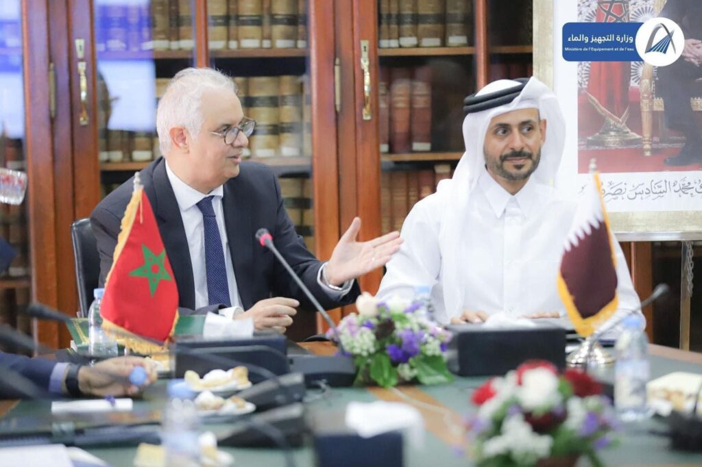 الوزير بركة يعقد اجتماع عمل مع المدير التنفيذي لشركة استثمار القابضة القطرية