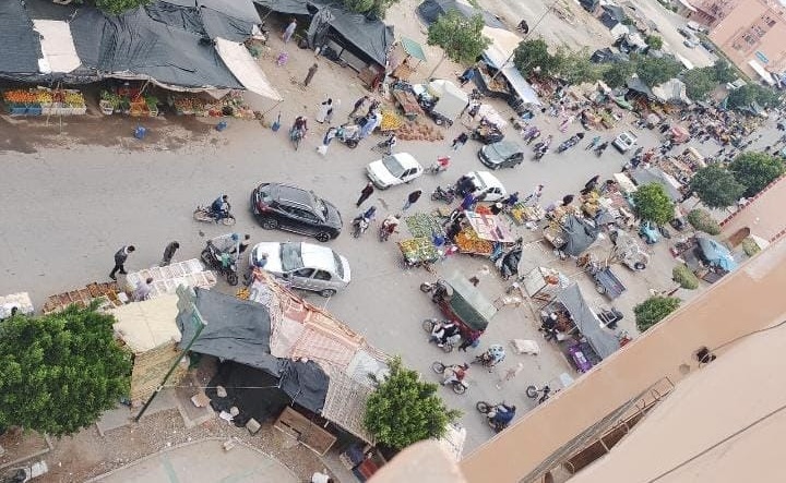سلطات تامنصورت تشن حملة تحرير الملك العمومي +صور