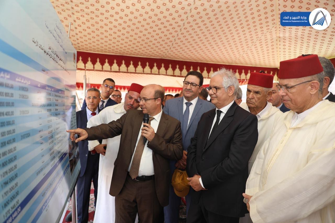 الوزير بركة يشرف على إطلاق عدد من المشاريع التنموية لصالح المتضررين من الزلزال باقليم تارودانت