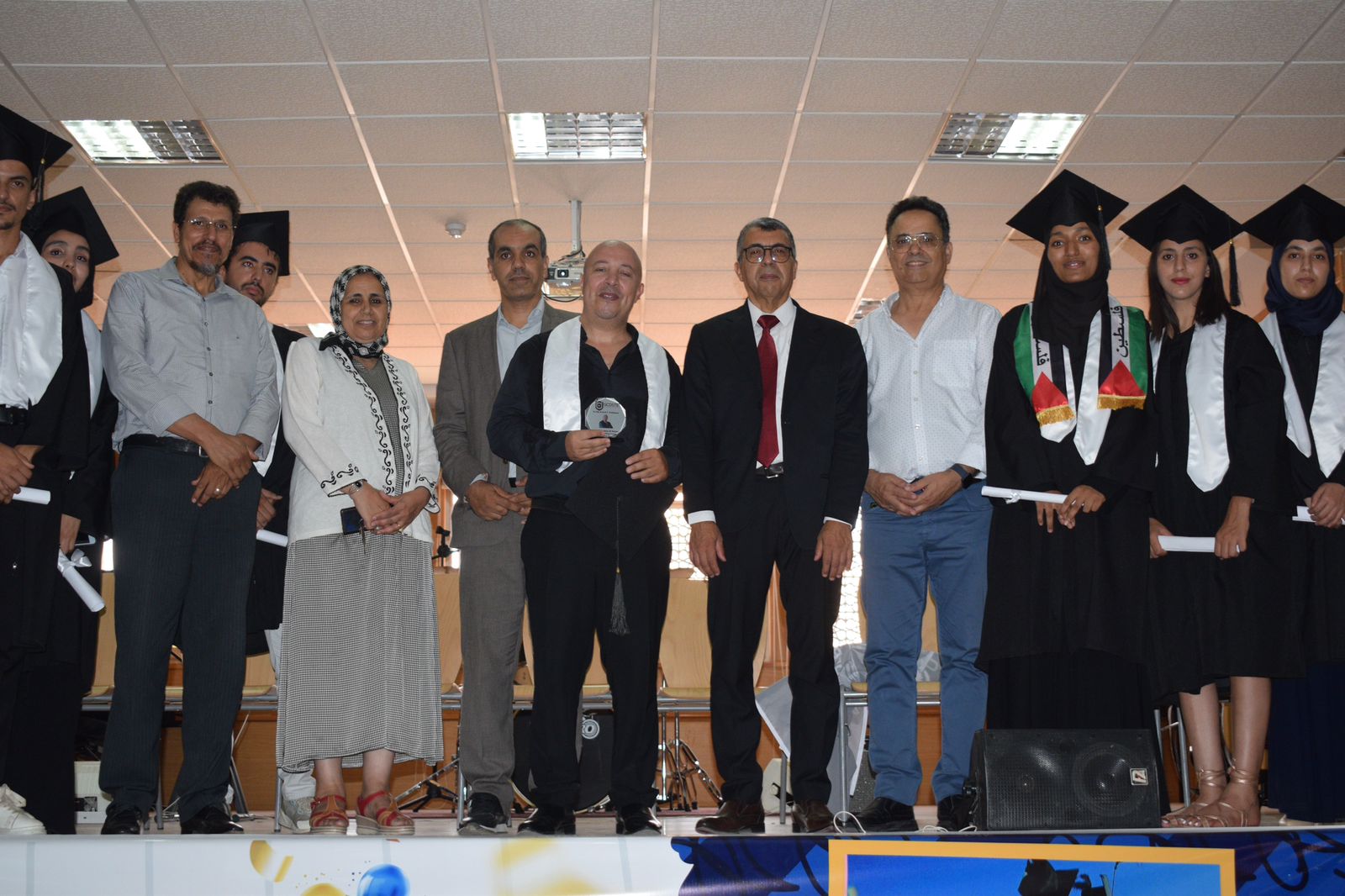 الدفعة الأولى من خريجي الهندسة في مجال الدفاع السيبراني ونظم الاتصالات المدمجة في المدرسة الوطنية للعلوم التطبيقية بمراكش