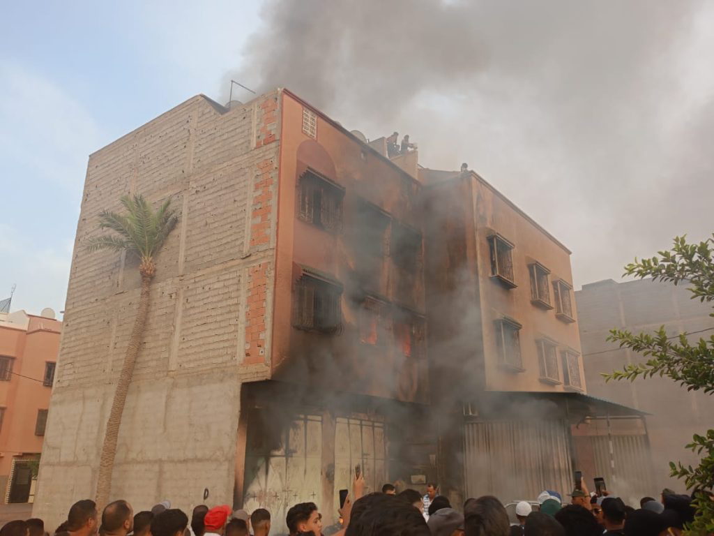 حريق مهول بمنزل يستنفر سلطات مراكش