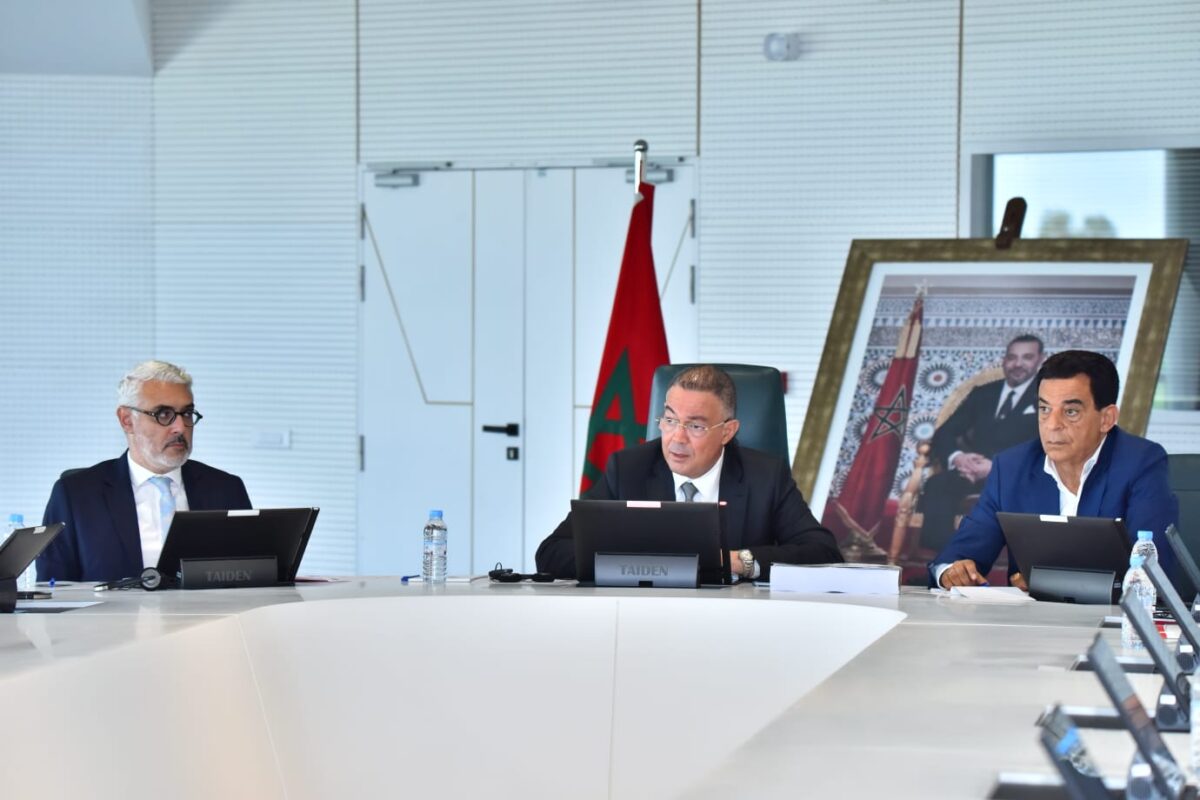 الجامعة الملكية المغربية لكرة القدم تفرض رقمنة العقود الرياضية