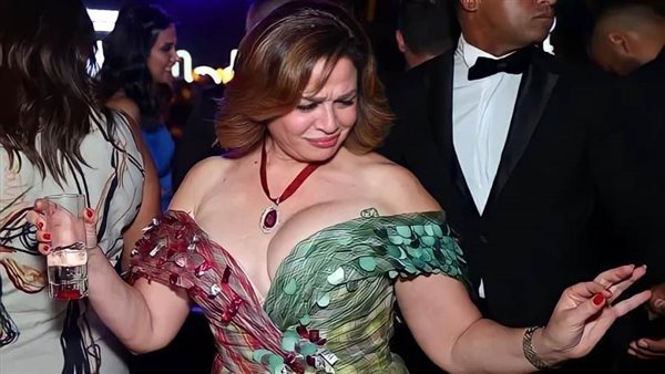 أزمة إلهام شاهين.. داعية ترد عليها: “كم عمرك ولا تزالين بعيدة عن الآداب؟” –  مراكش الان | marrakech press | marrakech news