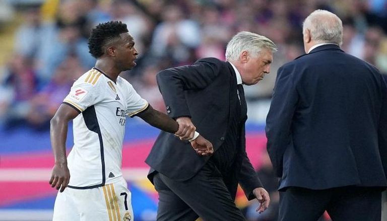 فينيسيوس ليس الفائز بالكرة الذهبية.. وريال مدريد يقاطع الحفل