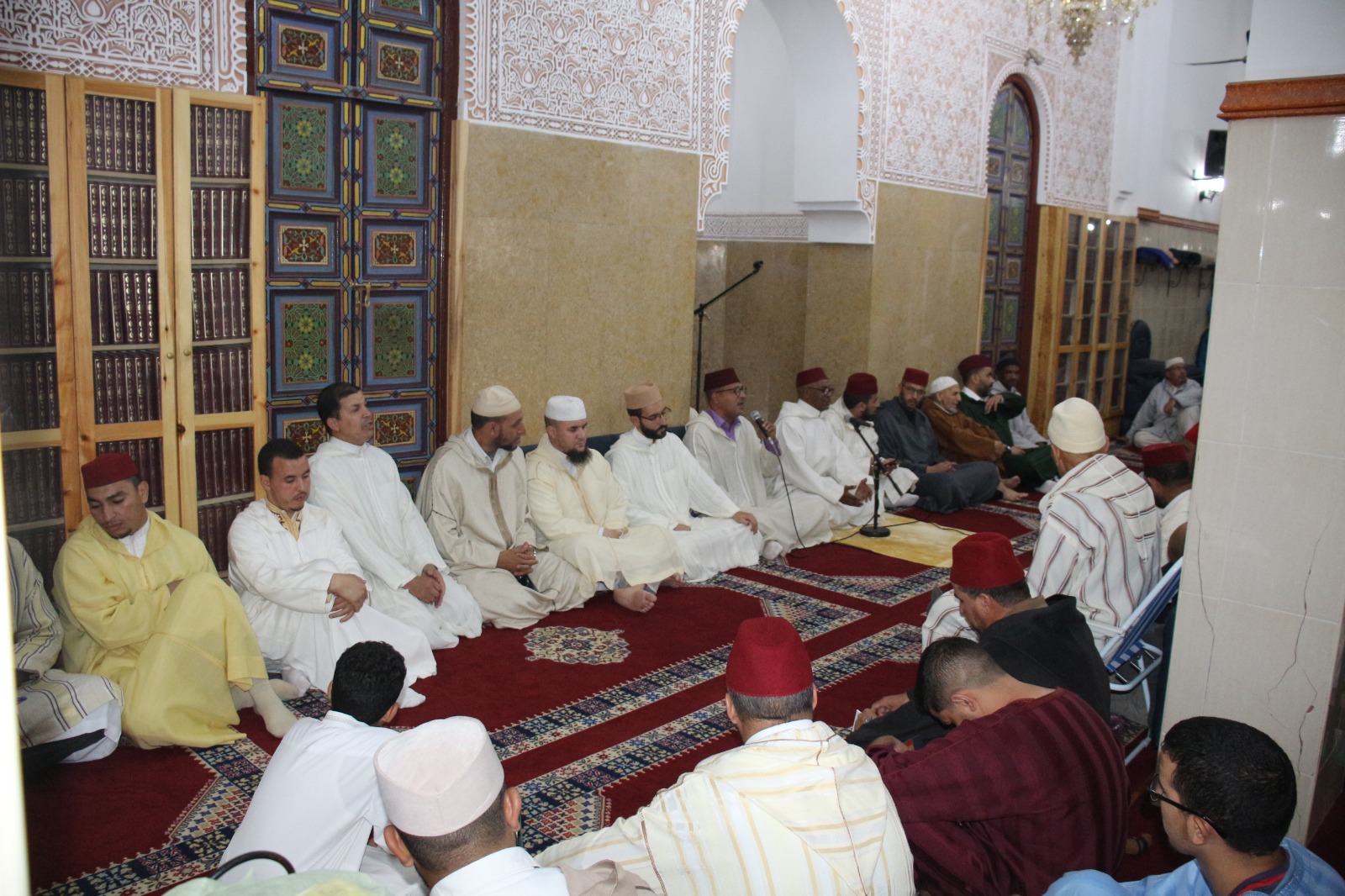 بالفيديو.. حفل ديني بمناسبة الذكرى التاسعة والأربعين للمسيرة الخضراء بمسجد المسيرة الخضراء مراكش