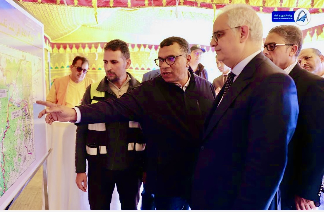 وزارة التجهيز والماء تحفر بئرين بجماعتي التوامة وتزارت وتحدث محطة لتحلية المياه بجماعة ثلاث نيعقوب