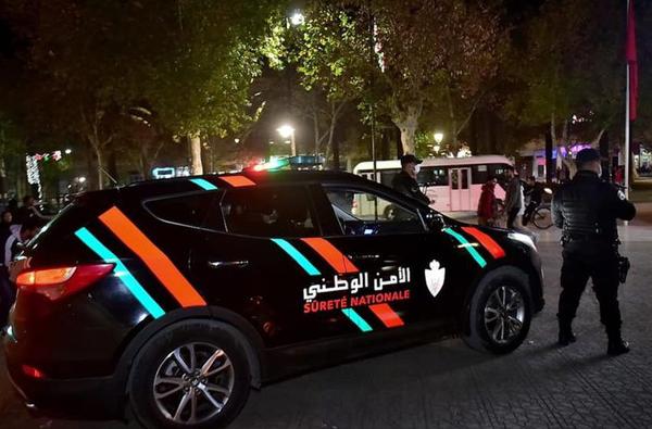 أمن مراكش يداهم مطاعم جيليز بسبب تجاوز التوقيت القانوني للاستقبال الزبناء أمن مراكش يداهم مطاعم جيليز بسبب تجاوز التوقيت القانوني للاستقبال الزبناء