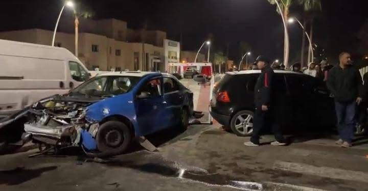 عاجل.. حادثة سير خطيرة بالصويرة إثر تصادم بين سيارات أجرة صغيرة وسيارة خفيفة +فيديو