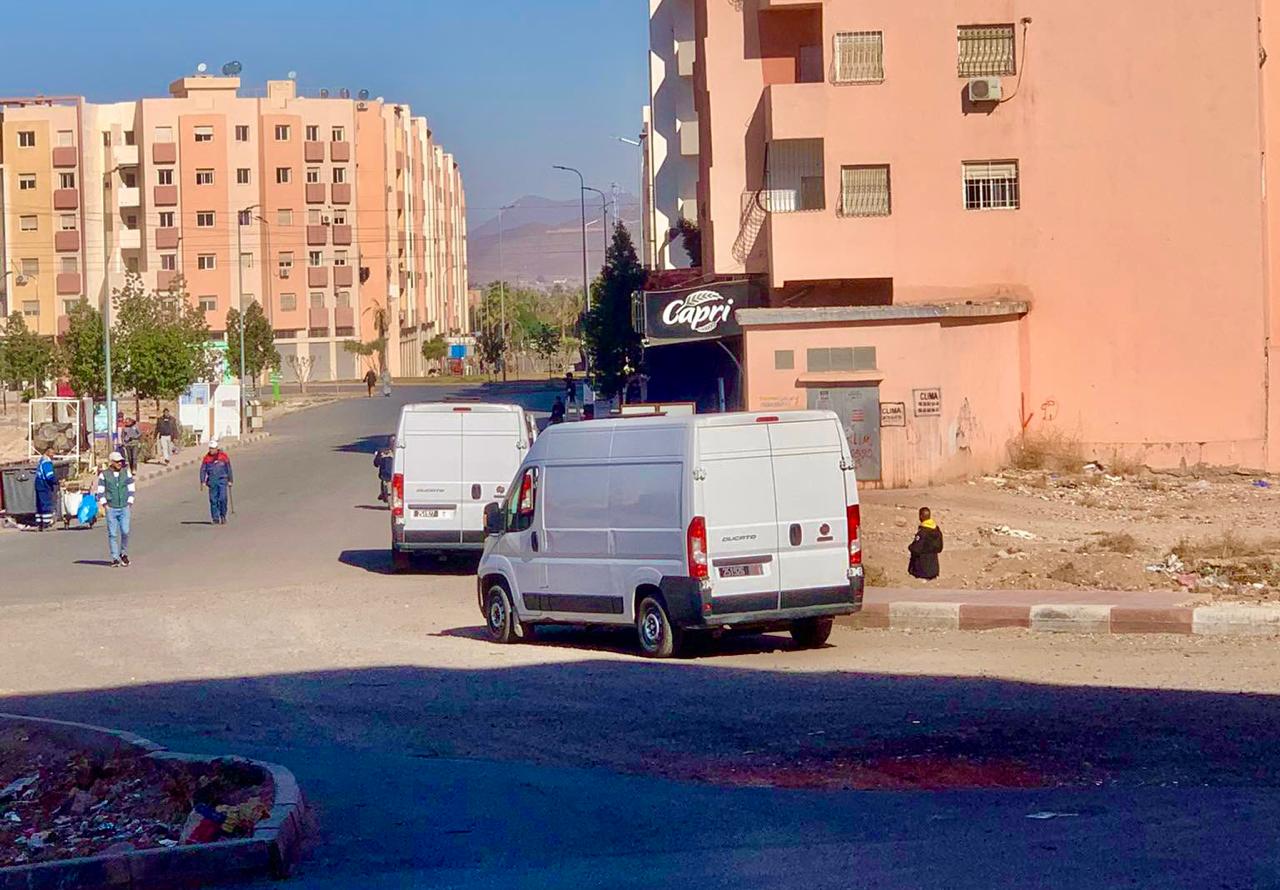 بعد مقال “مراكش الآن”.. السلطات تشن حملة ضد الكلاب الضالة بحي ديور مرجان