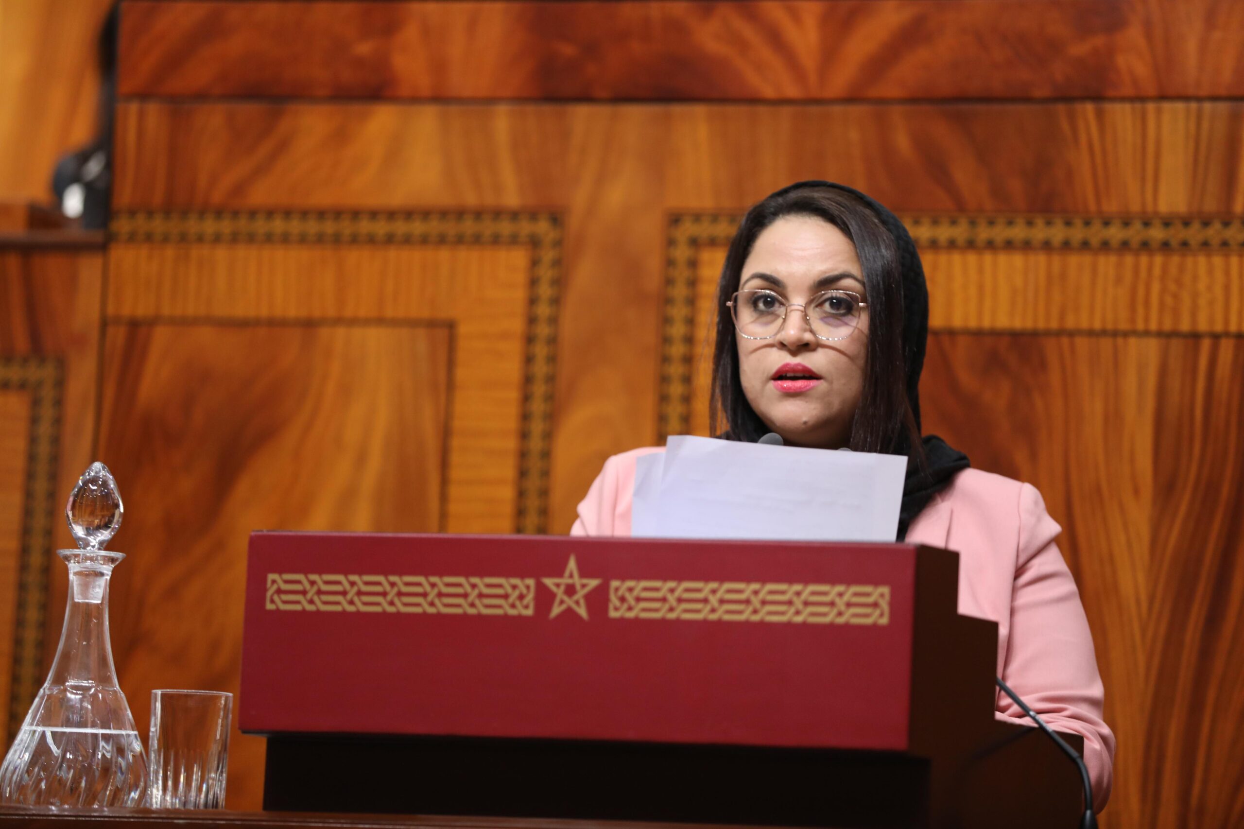 بزندفة برلمانية اسفي تطالب وزيرة المالية باحتساب فترات الراحة البيولوجية للبحارة والعاملين بقطاع الصيد البحري ضمن الأيام المصرح بها بصندوق الضمان الاجتماعي