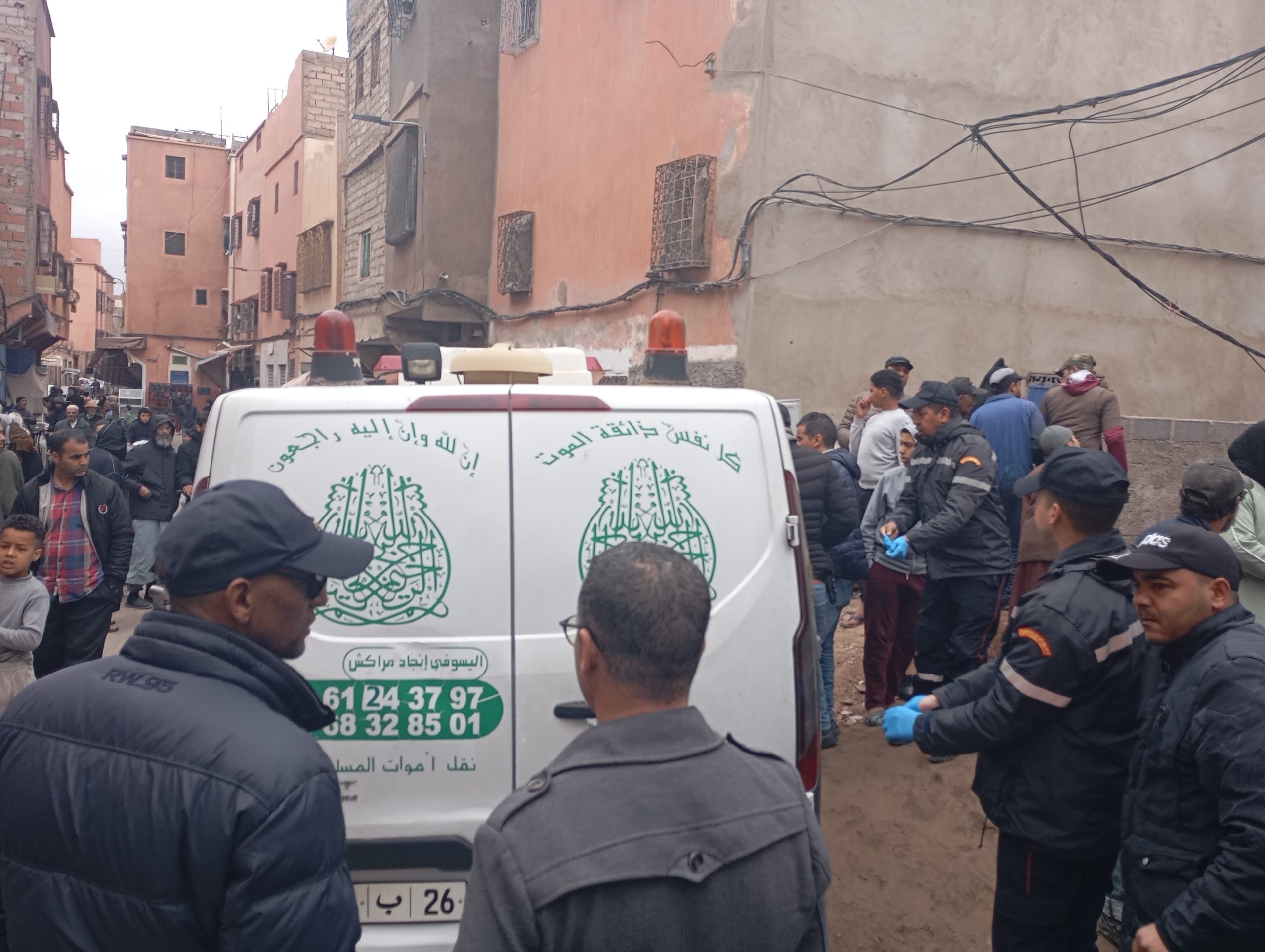 عاجل.. وفاة عامل بناء إثر انهيار جدار إسمنتي في ورش بناء بمراكش