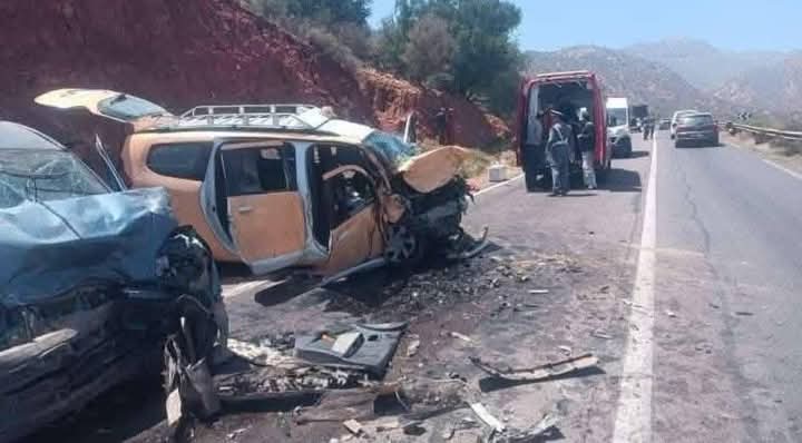 أكادير.. حادث سير مروع بمنحدر شهير بين سيارة أجرة وسيارة خفيفة يخلف إصابات خطيرة