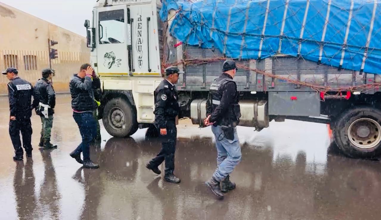 سقوط ثلاثة “بارونات مخدرات” في قبضة درك ابن جرير