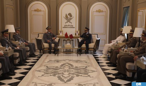 المفتش العام للقوات المسلحة الملكية يقوم بزيارة عمل لدولة قطر
