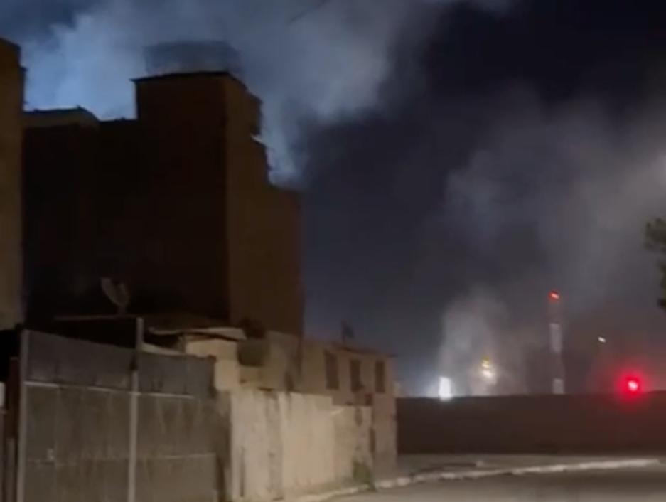 مراكش.. سكان “دوار شعوف” بالمحاميد يستغيثون من حرق “الزفت” ليلًا ويشتكون الاختناق