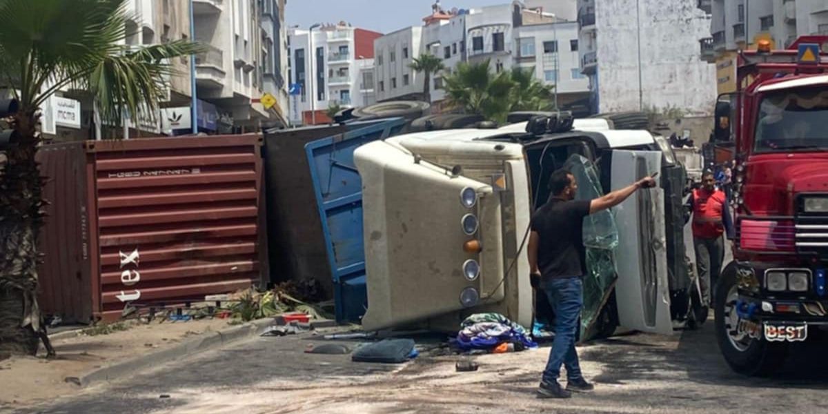 “رموك” يصطدم بـ 7 سيارات و”موطور” ويرسل 15 جريحا الى المستعجلات