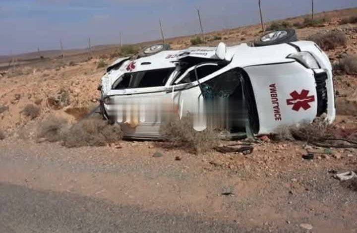 فاجعة بطريق مراكش.. أم تلقى مصرعها إثر انقلاب سيارة إسعاف بسبب ابنها “المختل عقليا”