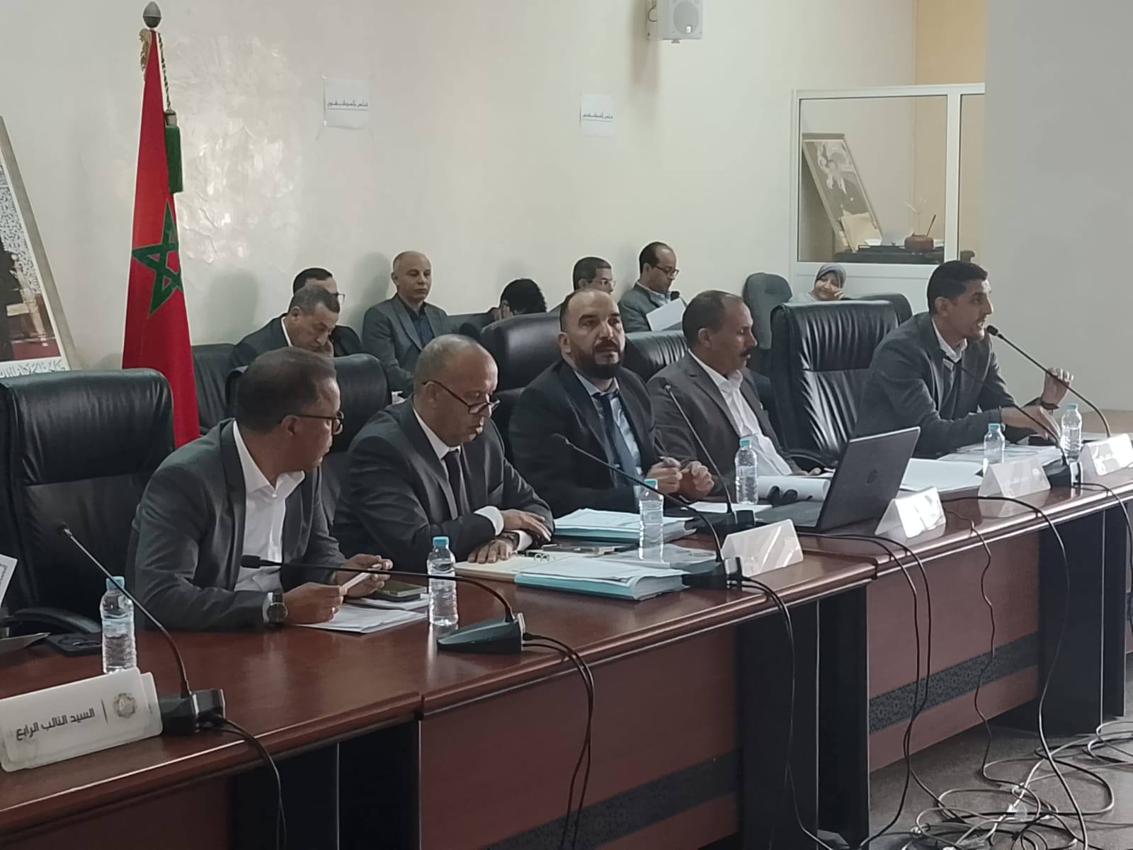 المجلس الجماعي لآسفي يعقد دورة ماي ويصوت بالموافقة على النقط المدرجة في جلسته الأولى +صور