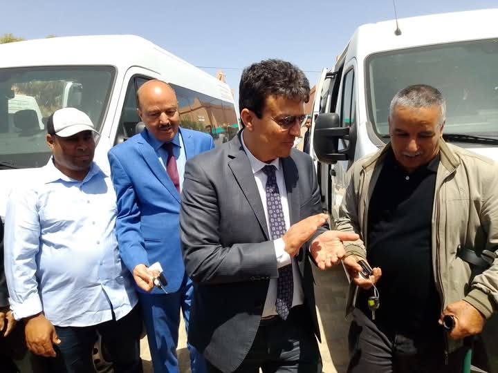 بوينان عامل إقليم الرحامنة في زيارة ميدانية لمنصة الشباب بابن جرير للاطلاع على حصيلة برامج المبادرة الوطنية