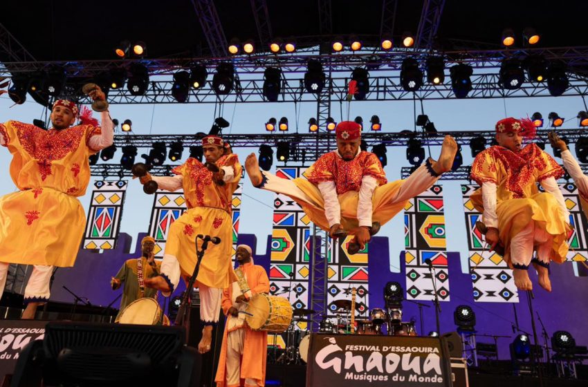 النسخة 26 لمهرجان كناوة بالصويرة تميط اللثام عن لقاءات موسيقية استثنائية جديدة