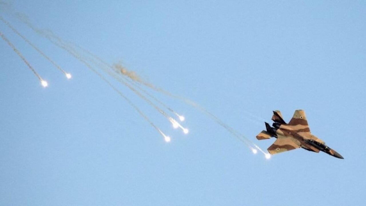 قتيل في غارة في جنوب سوريا وإسرائيل تعلن استهداف عنصر من حماس