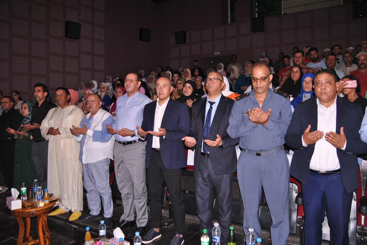 بحضور البرلماني واعمرو.. عامل اقليم قلعة السراغنة يتراس حفل ختام الموسم الدراسي للتعليم الأولي بسيدي رحال
