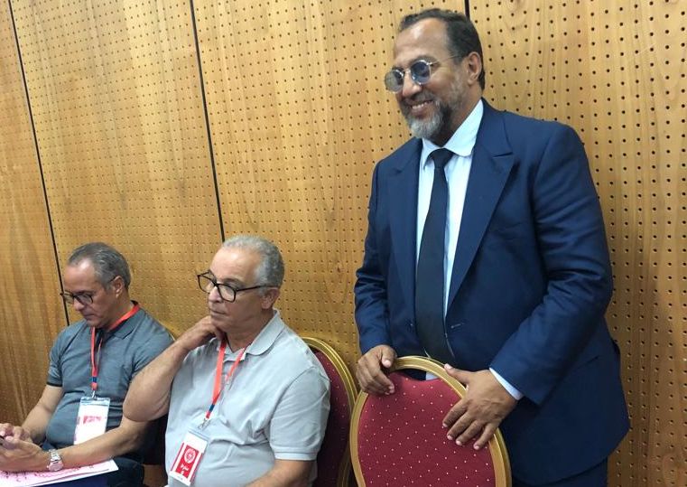 بعد تحقيق الصعود.. حنيفة يقود مشروع تعزيز صفوف الكوكب المراكشي بلاعبين تنافسيين