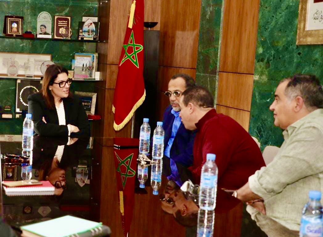 العمدة المنصوري تدعم الكوكب المراكشي.. تشييد اكاديمية ومنحة الصعود وشراكة سنوية ب500 مليون