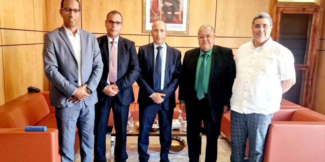 البرلمانيان واعمرو والفرفار يلتقيان رئاسة جامعة القاضي عياض لمناقشة مستقبل الكلية المتعددة التخصصات باقليم السراغنة