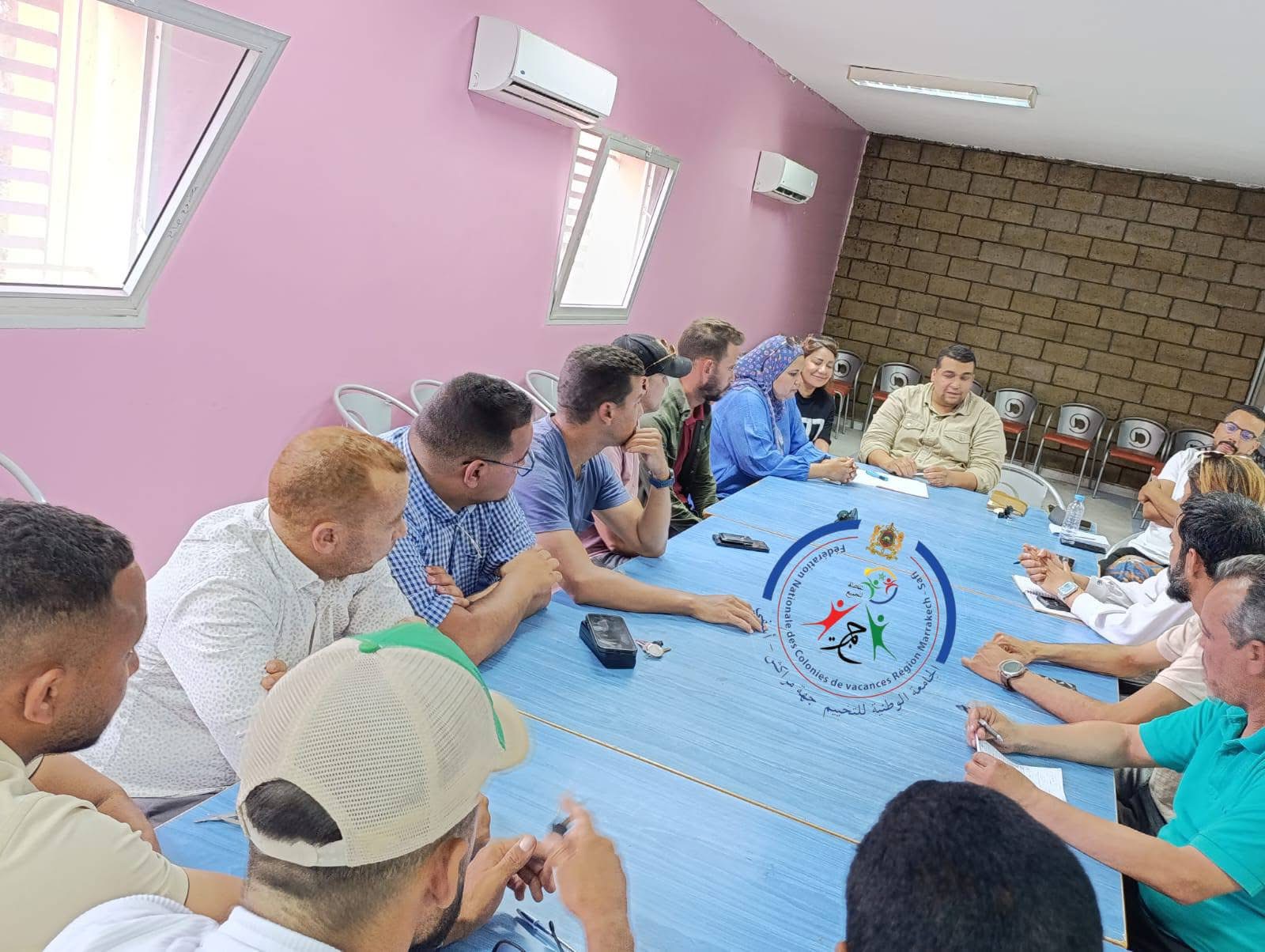 مكتب الجامعة الوطنية للتخييم بجهة مراكش آسفي يضع استراتيجية توزيع حصص التخييم صيف 2025