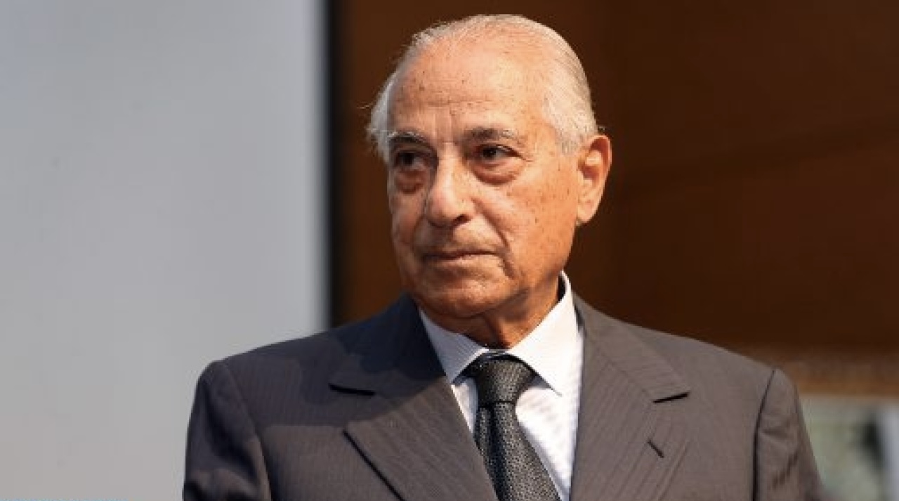 الملك يعزي أفراد أسرة المرحوم عبد الحق المريني