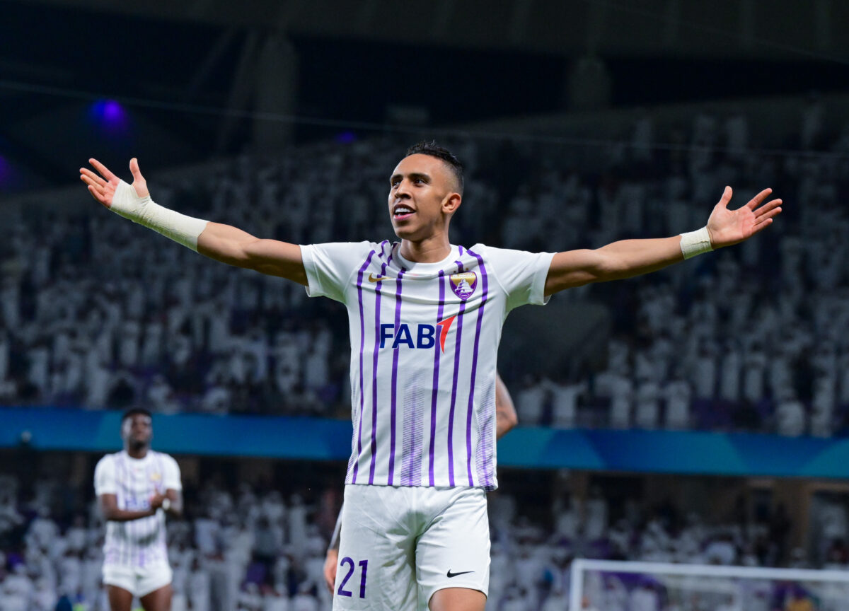رحيمي: فخورون باللعب بين كبار العالم وسنقاتل بشرف