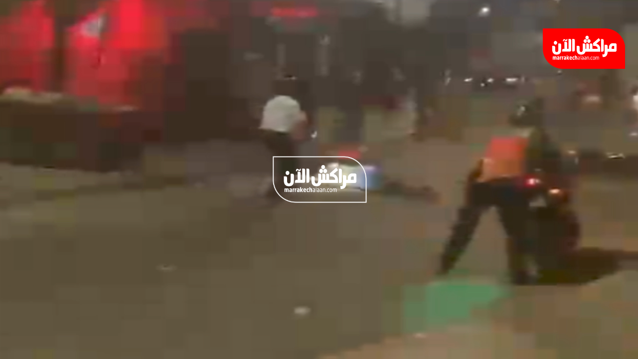 مراكش.. رجل أمن يستخدم مسدسا كهربائيا لتوقيف شخص هائج بدوار الكدية +فيديو