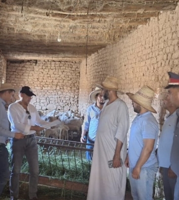 اليزيدي عامل قلعة السراغنة يتفقد عملية إحصاء المواشي بجماعة الهيادنة