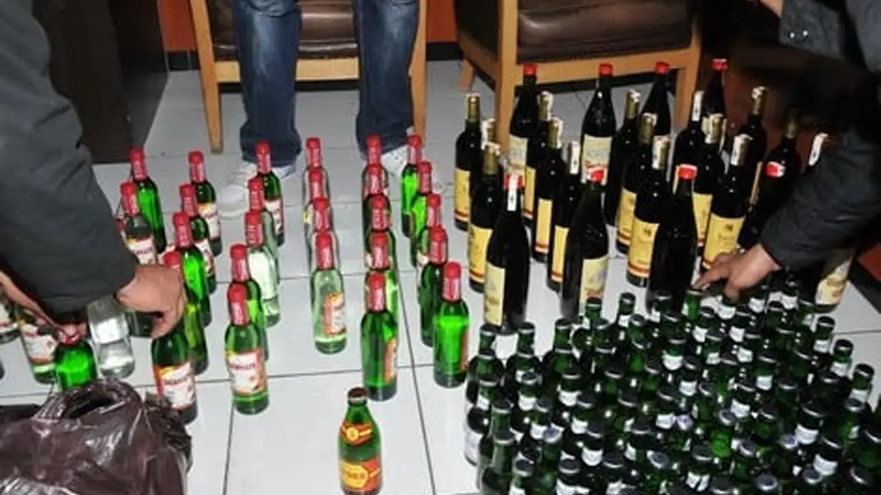 الناظور.. الأمن يوقف مروج خمور ويحجز 2000 قنينة قبيل عيد الأضحى