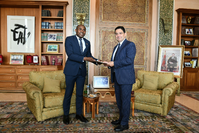 بوريطة يستقبل وزير الشؤون الخارجية القمري حاملا رسالة الرئيس إلى الملك
