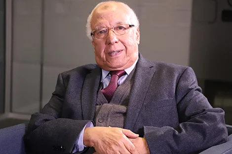 مراكش تكرم الوزير والنقيب السابق امحمد الخليفة بقراءة في “صوت الشعب القوي في البرلمان”