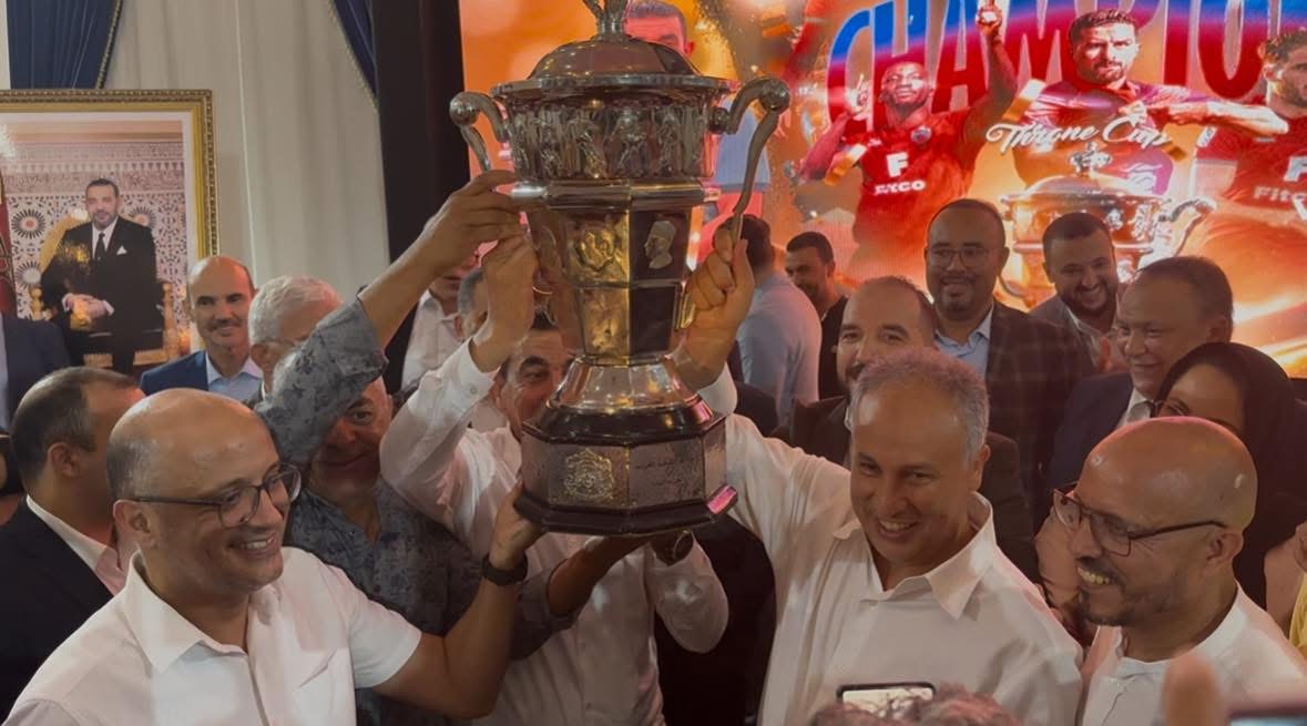 كودار رئيس الجهة يخطف الاضواء في ليلة الاحتفاء بتتويج “اولمبيك اسفي” بكأس العرش