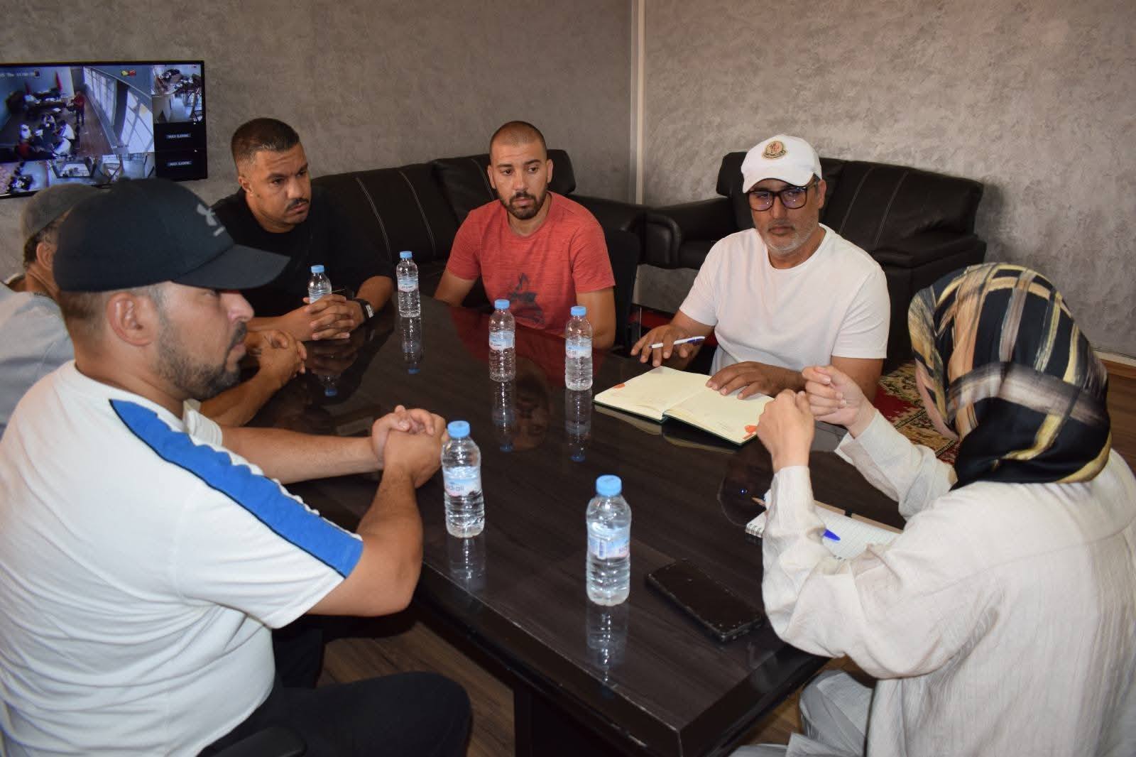 مراكش.. باحسو رئيسة مجلس مقاطعة سيدي يوسف بن علي تعقد لقاء تواصليا مع ساكنة “بساتين الواحة”