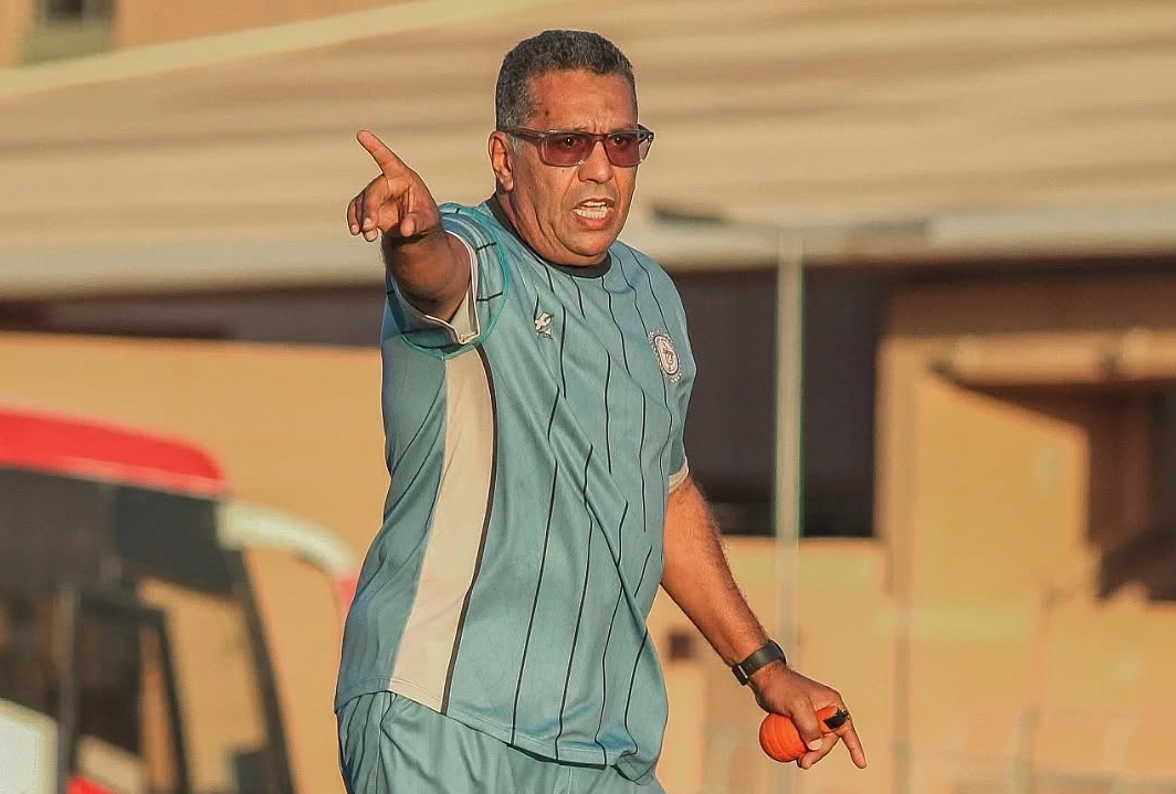 الطاوسي مدرب الكوكب المراكشي ضمن سبعة مدربين يستدعون لدورة “CAF Pro”